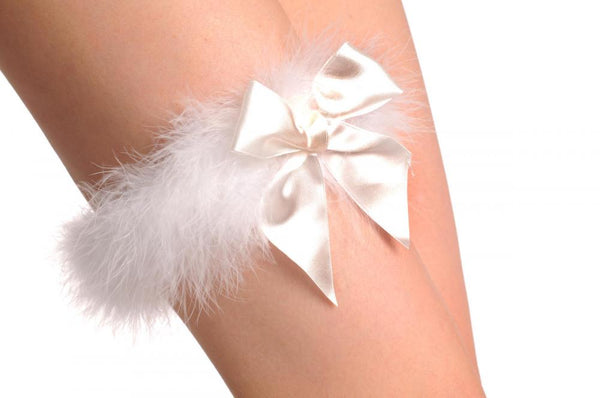 White Marabou Feather With White Satin Bow