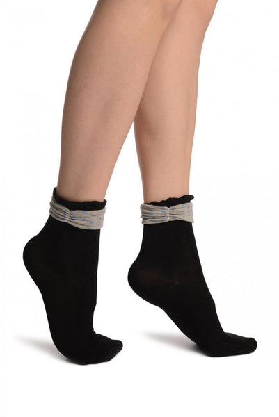 Black With Around The Ankle Bow Ankle High Socks