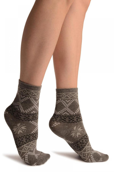 Grey With Nordic Pattern Ankle High Socks