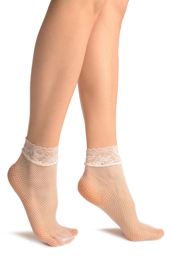 White Fishnet Comfort Top Ankle High Socks