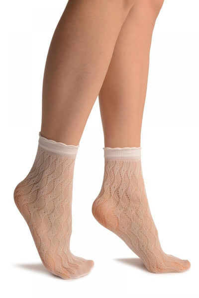 White Crochet Waves Lace Top Ankle High Socks