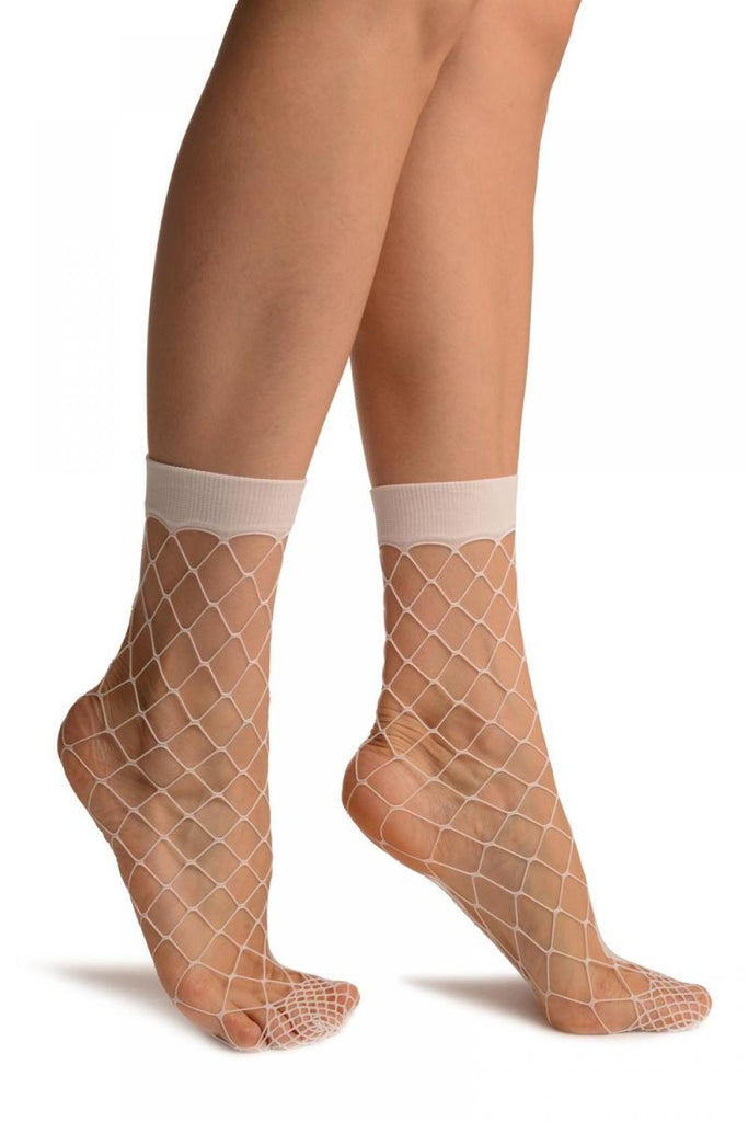 White Large Fishnet With Wide Top & Reinforced Toe Ankle High Socks