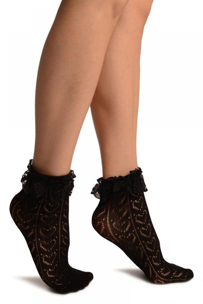 Black Heart Crochet Lace Ruffle Ankle High Socks