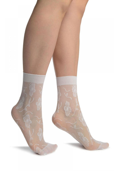 White Mesh With Large Flowers Ankle High Socks